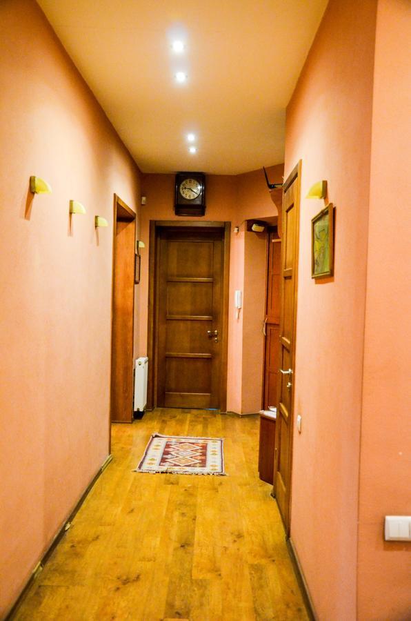 טביליסי Apartment At 12 Baratashvili Street מראה חיצוני תמונה