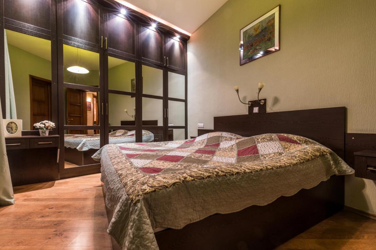 טביליסי Apartment At 12 Baratashvili Street מראה חיצוני תמונה