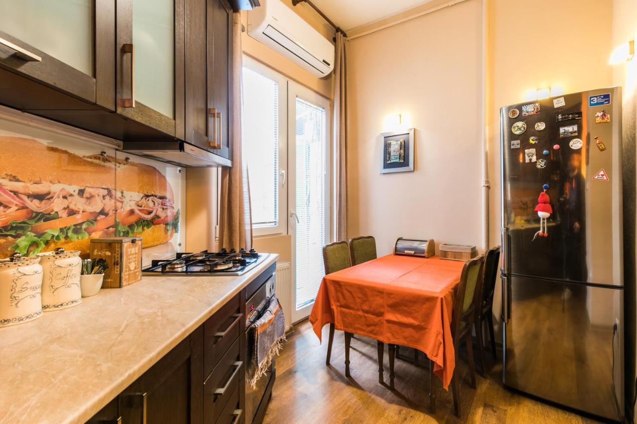 טביליסי Apartment At 12 Baratashvili Street מראה חיצוני תמונה