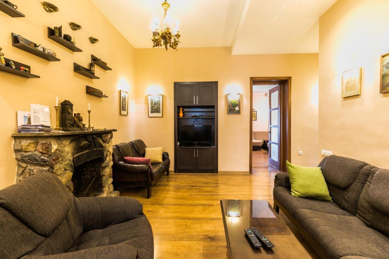 טביליסי Apartment At 12 Baratashvili Street מראה חיצוני תמונה