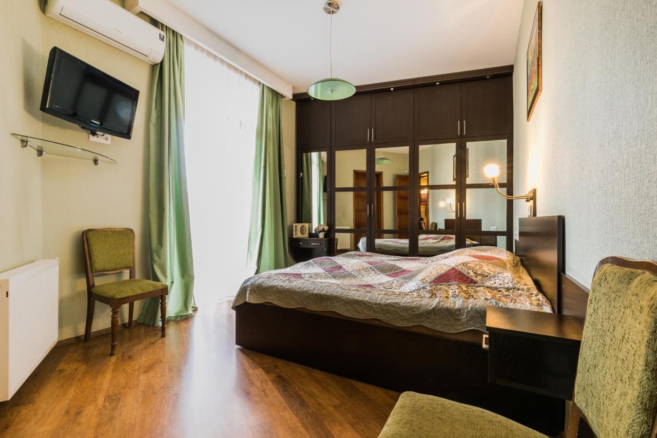 טביליסי Apartment At 12 Baratashvili Street מראה חיצוני תמונה